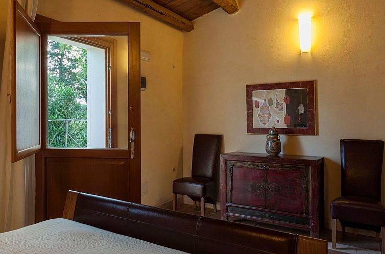 Vakantiehuis Villa dei Papiri - Exklusives Zimmer mit möbli