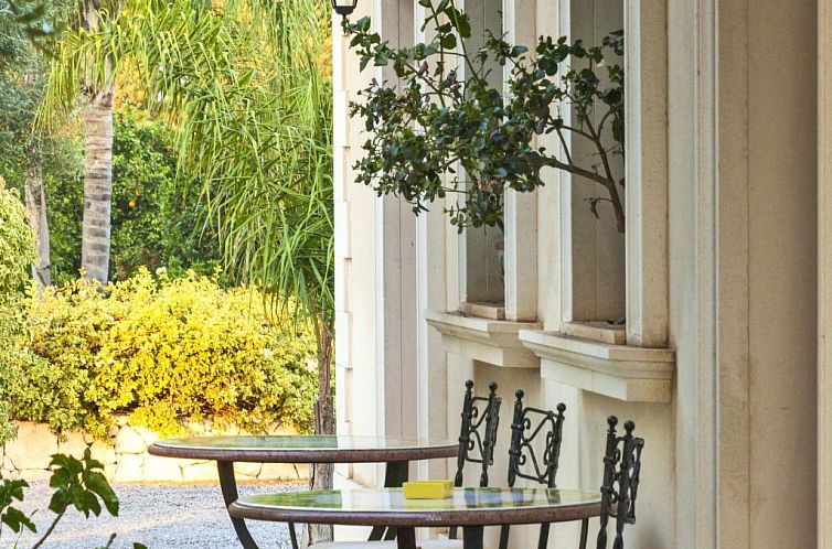 Vakantiehuis Villa dei Papiri - Exklusives Zimmer mit möbli
