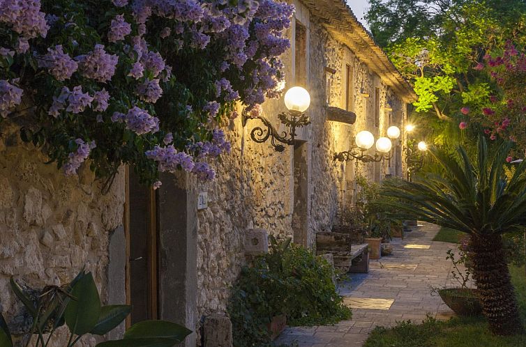 Vakantiehuis Villa dei Papiri - Exklusives Zimmer mit möbli