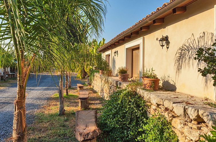 Vakantiehuis Villa dei Papiri - Standardzimmer mit Fenster z
