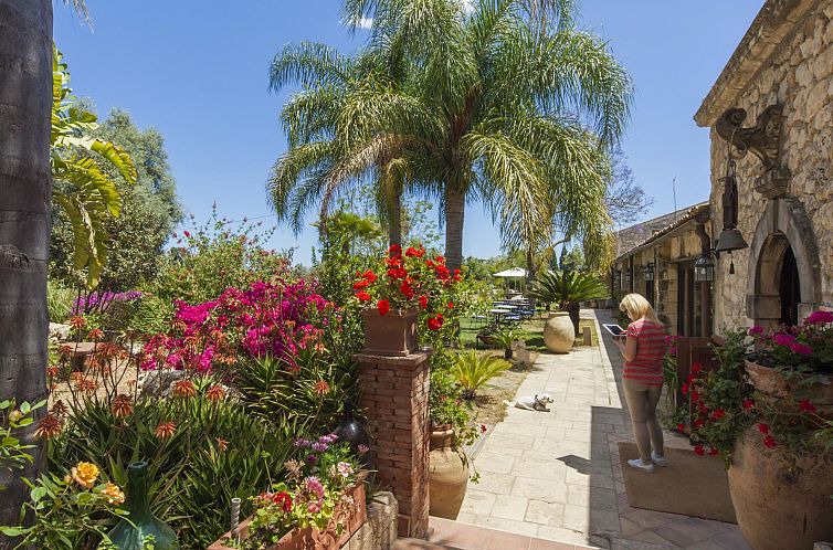 Vakantiehuis Villa dei Papiri - Standardzimmer mit Fenster z
