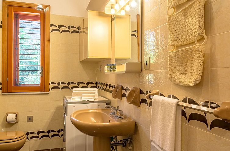 Appartement Wohnung 'Blue Wood' in Strandnähe