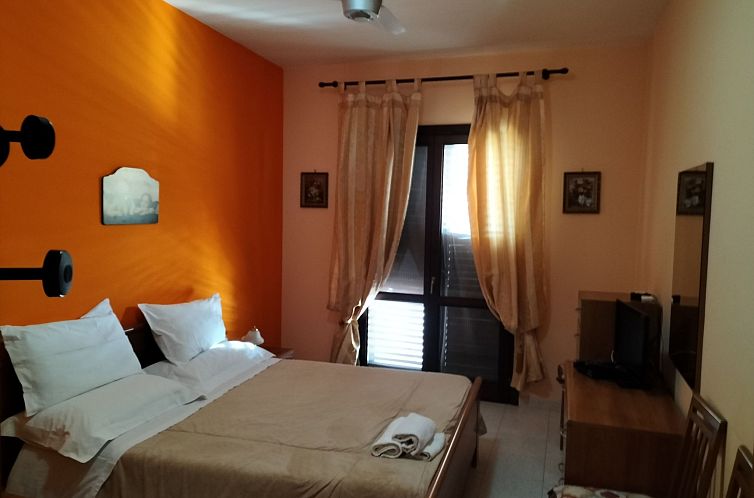 Appartement 'Entire' mit Terrasse