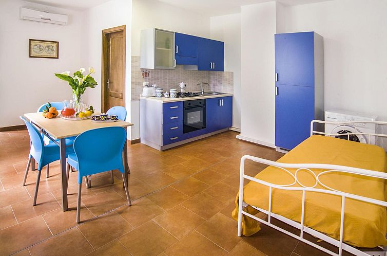 Appartement in Letojanni mit Terrasse