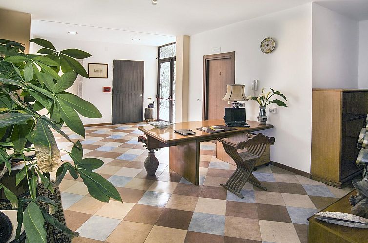 Appartement in Letojanni mit Terrasse