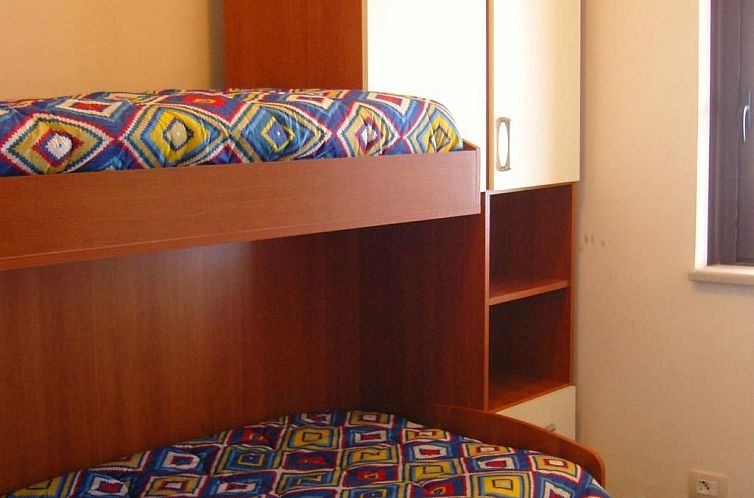 Appartement flacher Kirschbaum