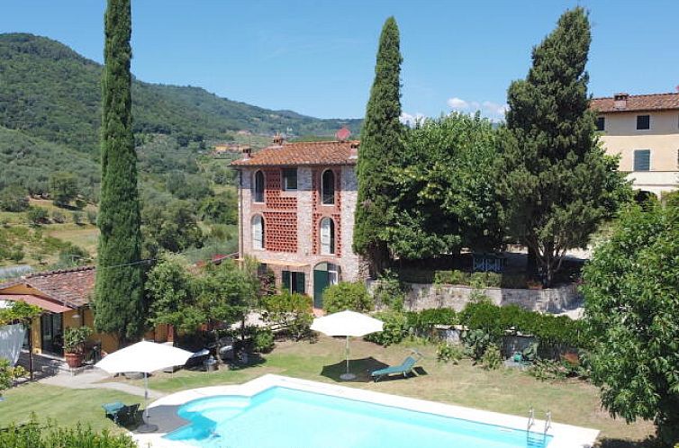 Vrijstaande woning in Lucca
