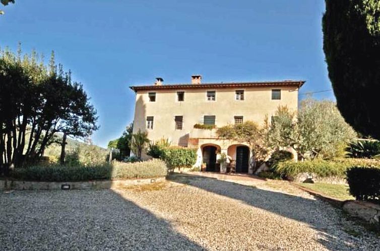 Vrijstaande woning in Lucca