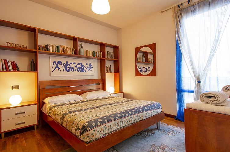 Appartement La Rondine (LUU280)