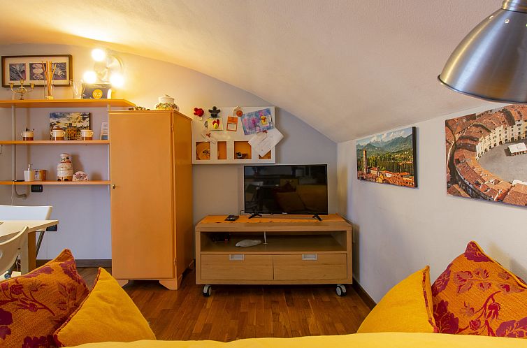 Appartement La Rondine (LUU280)