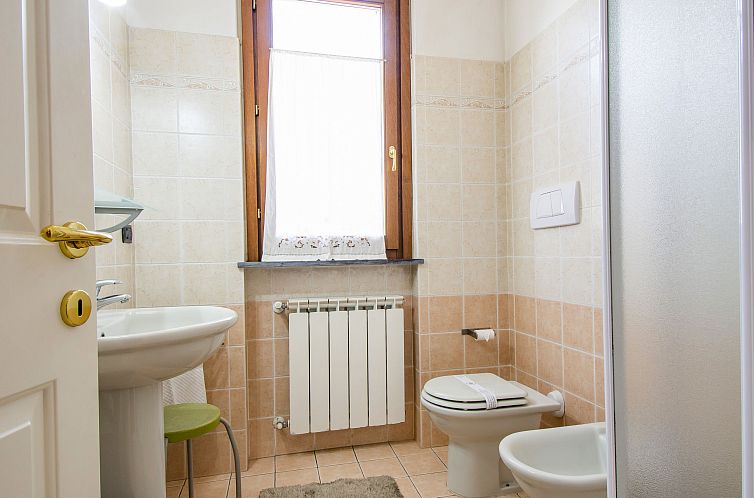 Appartement La Rondine (LUU280)