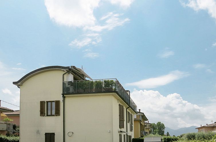 Appartement La Rondine (LUU280)