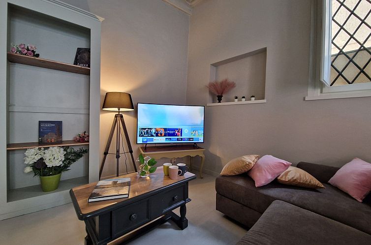 Appartement Unterkunft, Klimaanlage, Wi-Fi, historisches Zen