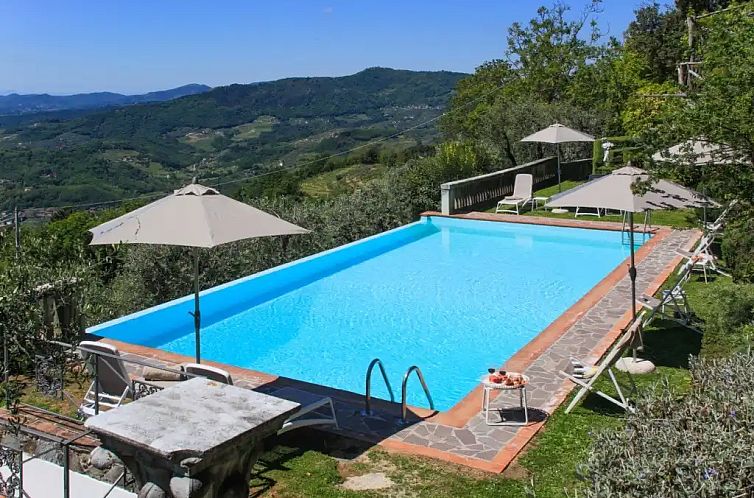 Villa Moriano 8