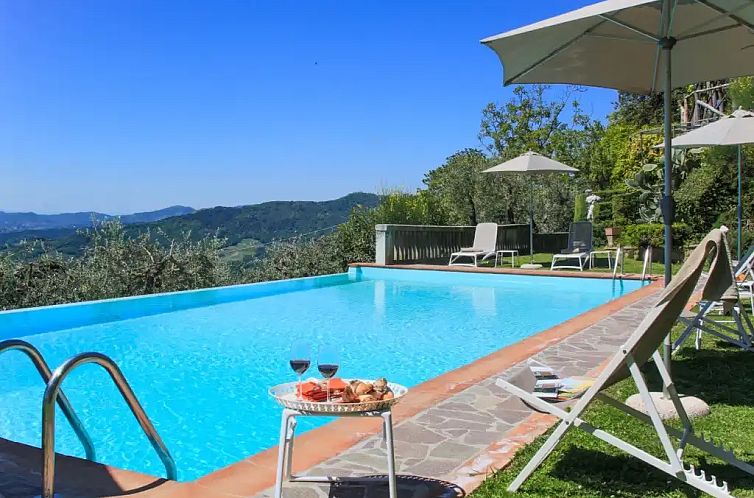 Villa Moriano 8