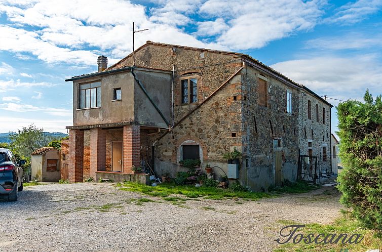 Geschakelde woning en Pomarance