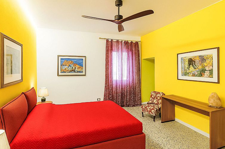Appartement Wohnung in Bauernhaus mit großem Garten, Schwim