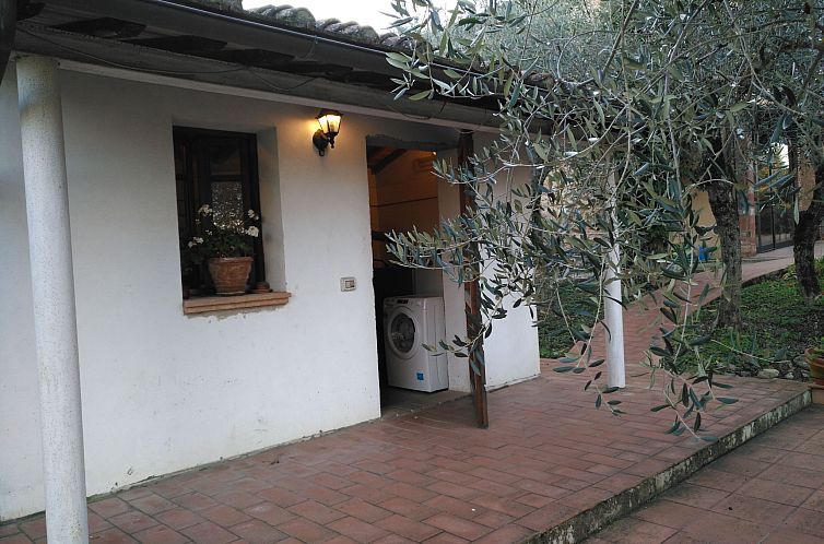 Appartement Studio im ersten Stock eines Landhauses