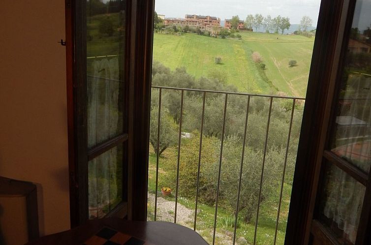 Appartement Studio im ersten Stock eines Landhauses