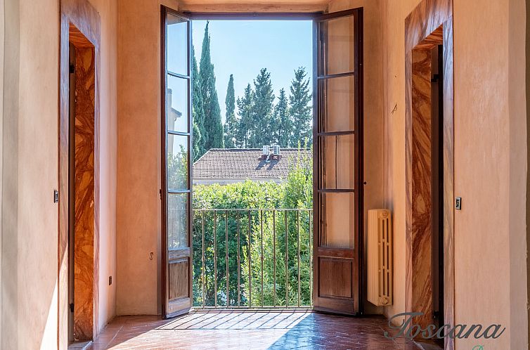 Vrijstaande woning en Florence