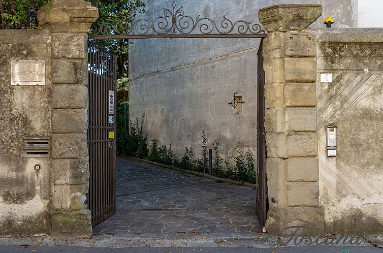 Vrijstaande woning en Florence