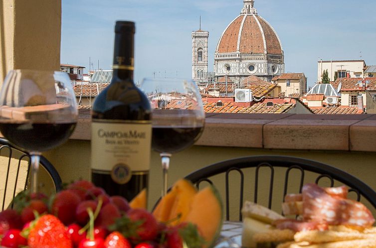 Appartement Ruhige Wohnung in Santa Croce mit Terrasse, Kath