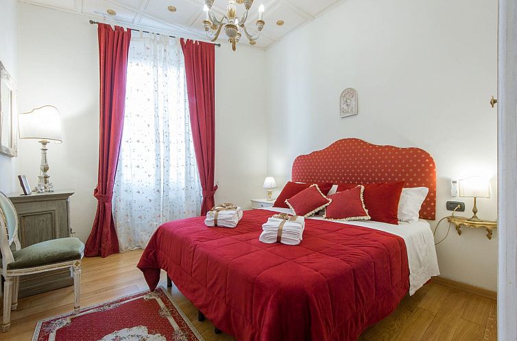 Appartement Ruhige Wohnung in Santa Croce mit Terrasse, Kath