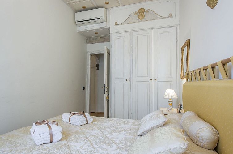 Appartement Ruhige Wohnung in Santa Croce mit Terrasse, Kath