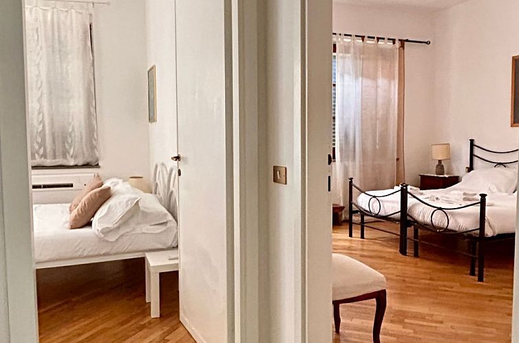 Appartement Federighi Loft mit Aufzug