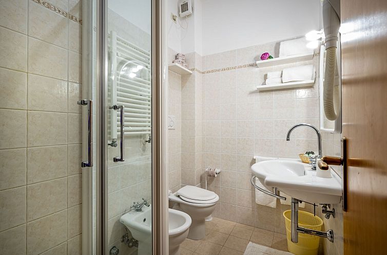 Appartement Nette Wohnung in Principina A Mare mit Terrasse 