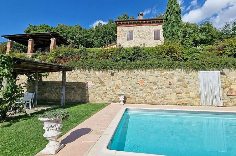 Vrijstaande woning in Subbiano