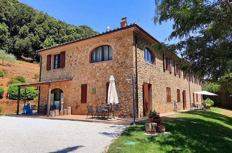 Appartement Wohnung in Riparbella mit privatem Parkplatz