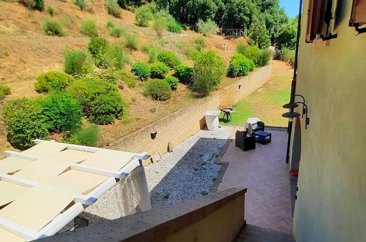Appartement Wohnung in Riparbella mit privatem Parkplatz