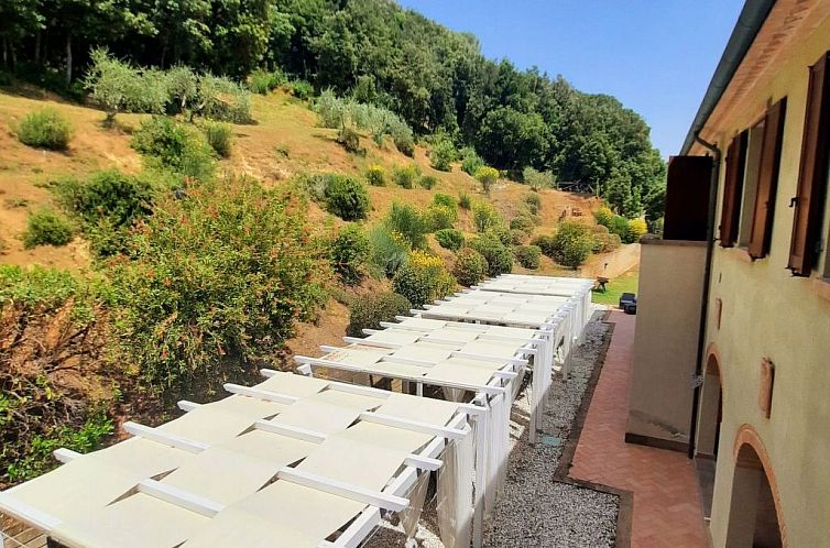 Appartement Wohnung in Riparbella mit privatem Parkplatz