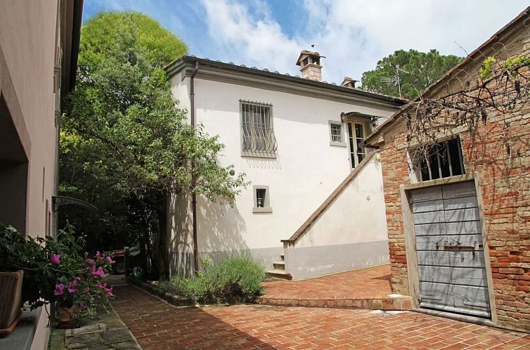 Vrijstaande woning in Arezzo