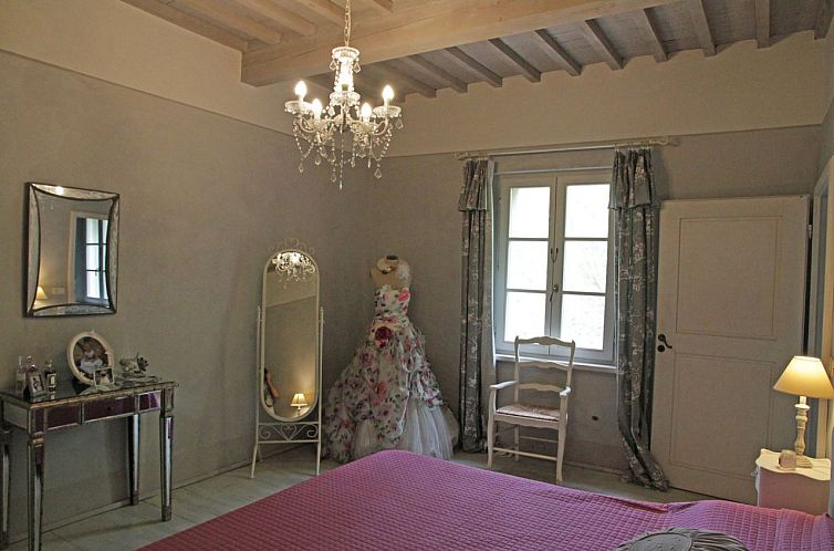 Vrijstaande woning in Arezzo