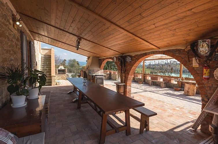 Vrijstaande woning in Arezzo