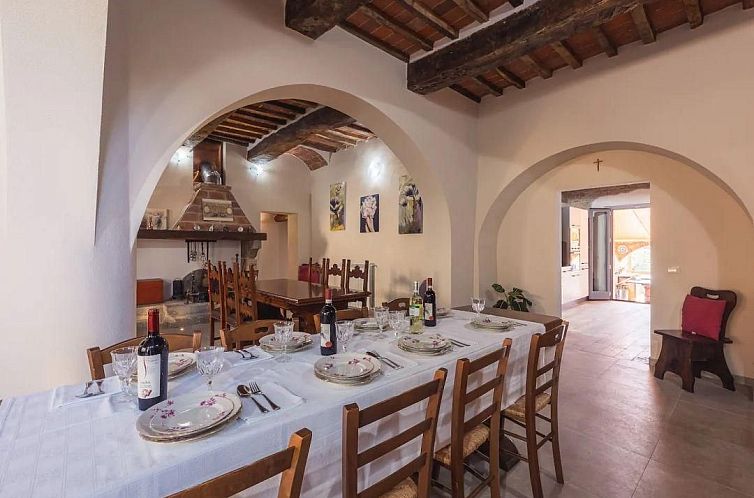 Vrijstaande woning in Arezzo