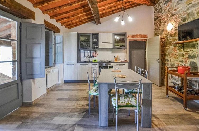 Vrijstaande woning in Arezzo