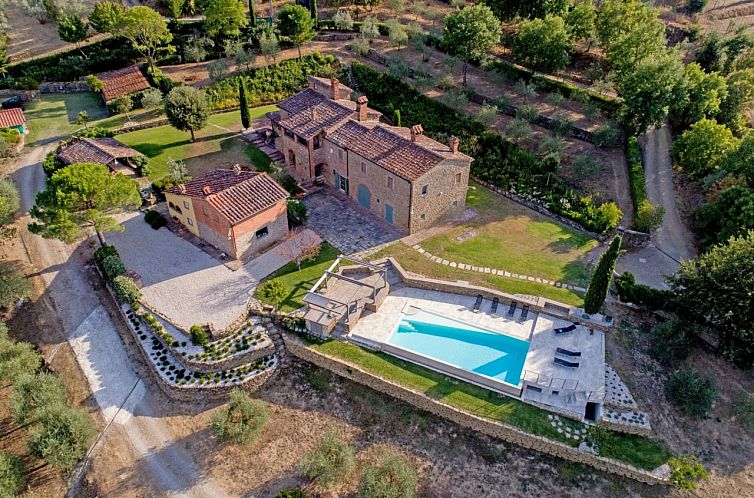 Vrijstaande woning in Arezzo