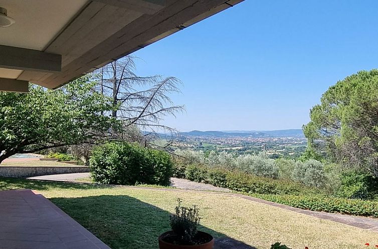 Vrijstaande woning in Arezzo