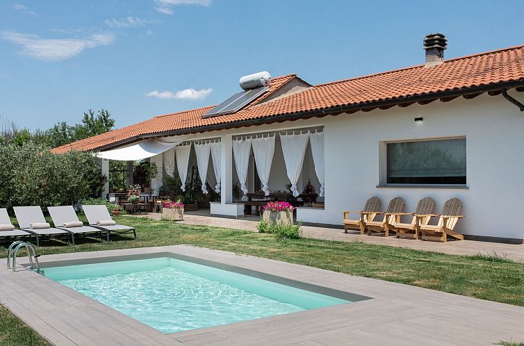 Vakantiehuis 'A casa di Elena' with private pool