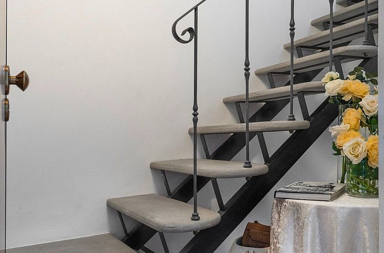 Appartement Zwei-Zimmer-Wohnung La Colombaia mit Garten