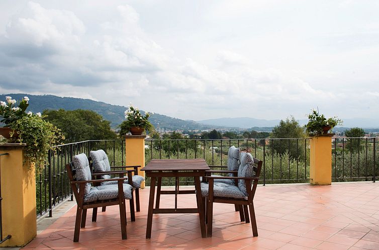 Appartement Anwesen "Il Campano" mit Whirlpool