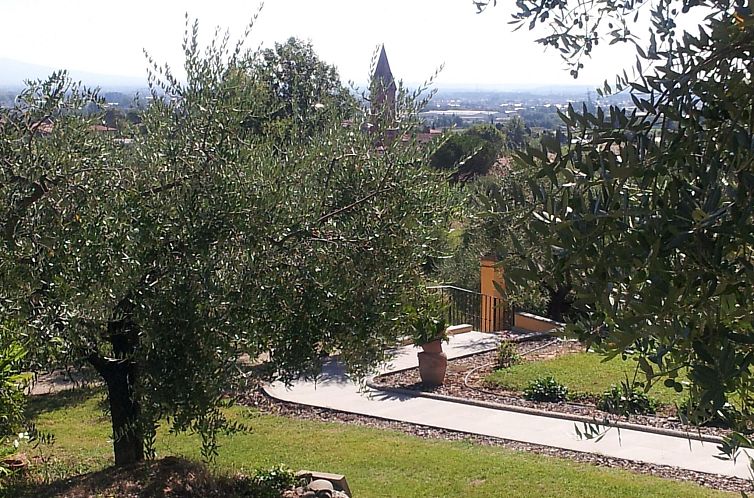 Appartement Anwesen "Il Campano" mit Whirlpool