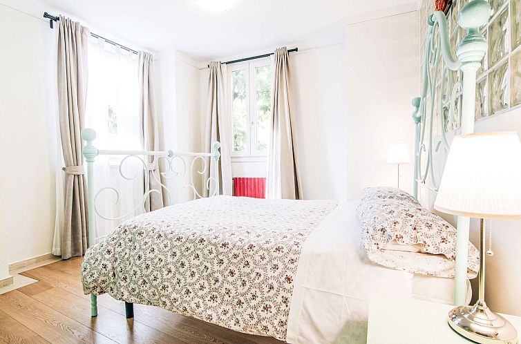 Appartement Wohnung 'The Grapefruit' mit Whirlpool