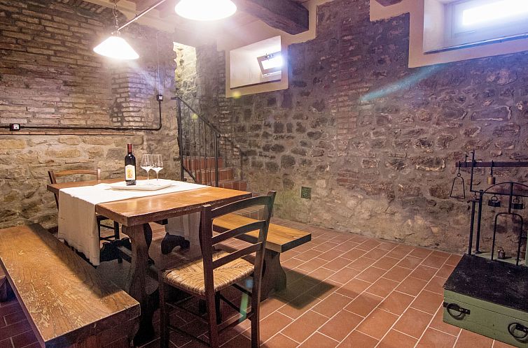 Appartement Wohnung "L'Arancio" mit Privatparkplatz