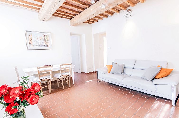 Appartement Wohnung "L'Arancio" mit Privatparkplatz