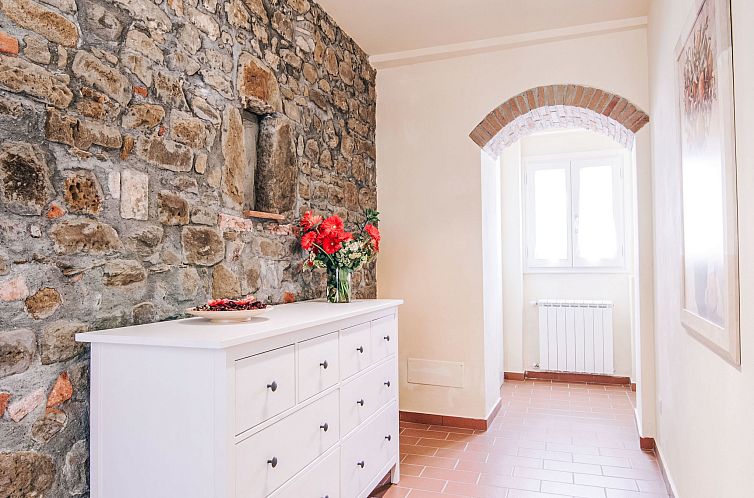 Appartement Wohnung "L'Arancio" mit Privatparkplatz