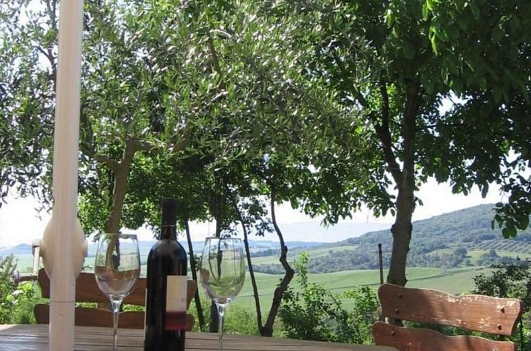 Appartement Wohnung mit Garten und oberirdischem Pool